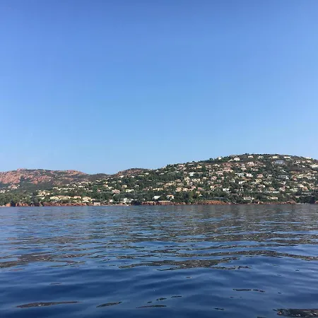Apartment Cap Esterel Climatise Vue